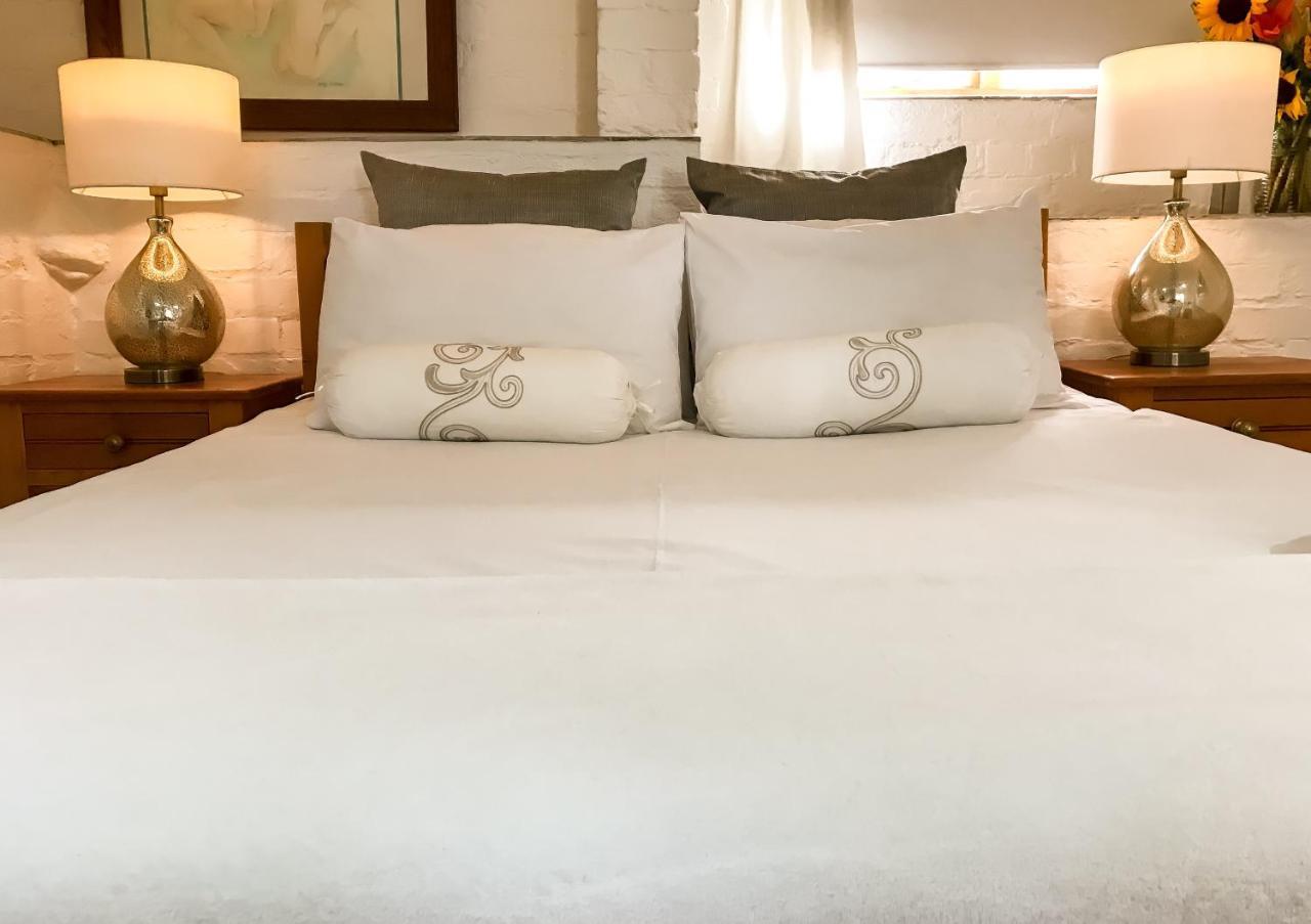 Cape View Accommodation เคปทาวน์ ภายนอก รูปภาพ
